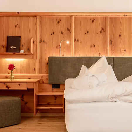 Hotel Berghof-3